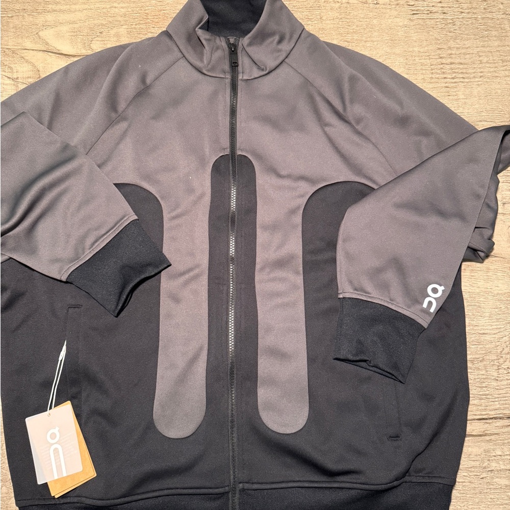 On Running Men's Charcoal and Black Performance Jacket